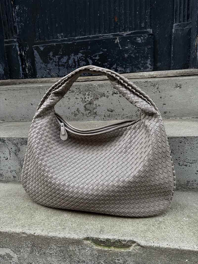 Josiane | Handtasche Geflochten – Handwerkliche Eleganz und zeitloser Charme