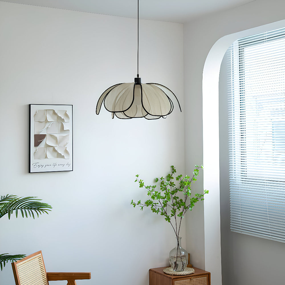 Elegante lampada a sospensione in vimini naturale - Decorazione naturale e illuminazione armoniosa