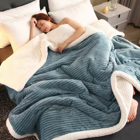 Couverture Polaire Chaude Pour L’Hiver – Douceur Et Style