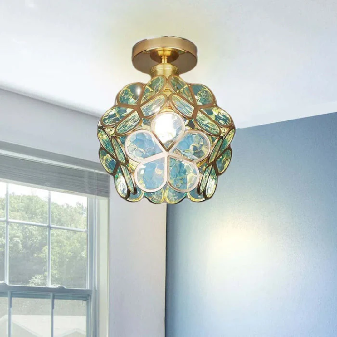 Taklampe i Blomsterform – Delikat og Moderne Design