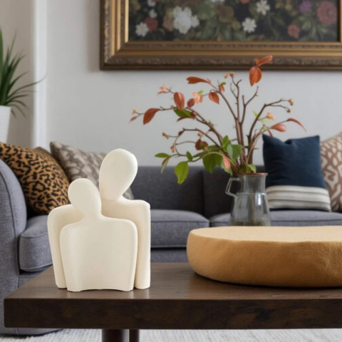 Scultura Coppia Abbracciata – Allure Artistica Ed Emotiva