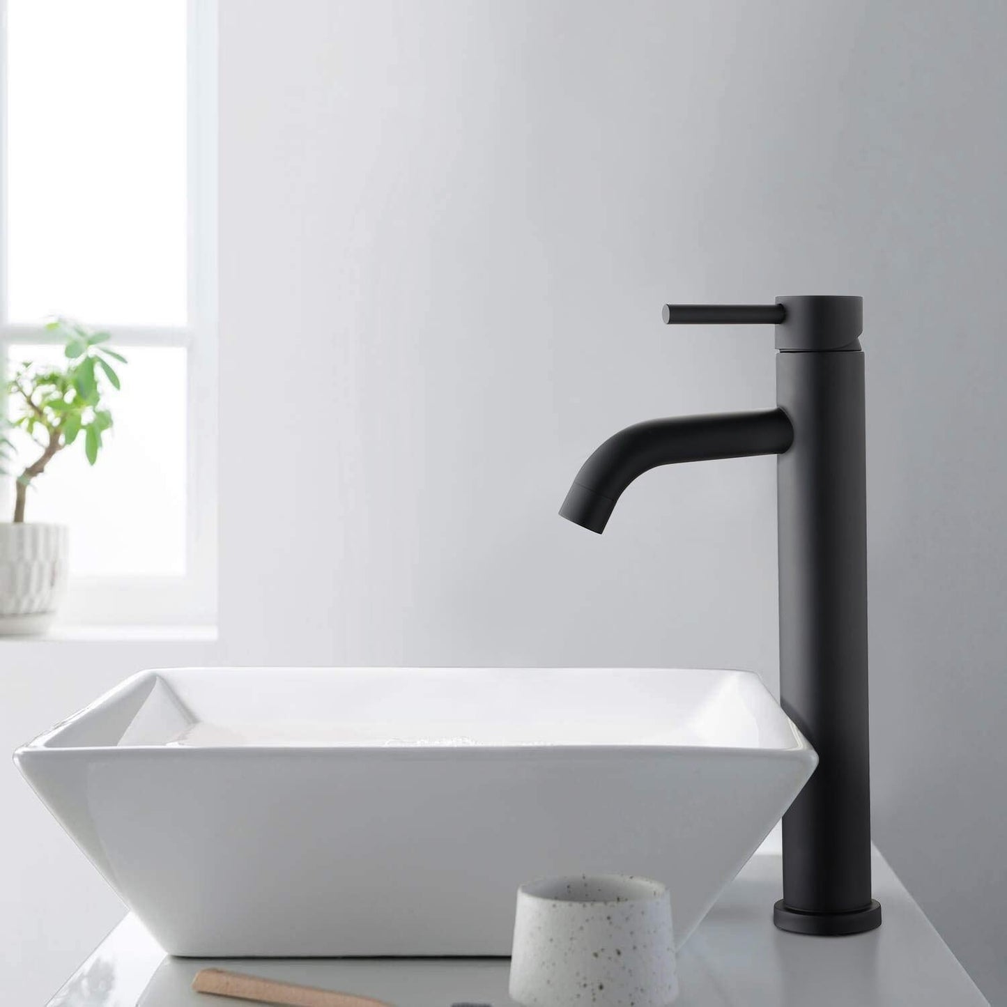 Hochstehender Waschtischarmatur – Elegante matte schwarze Ausführung