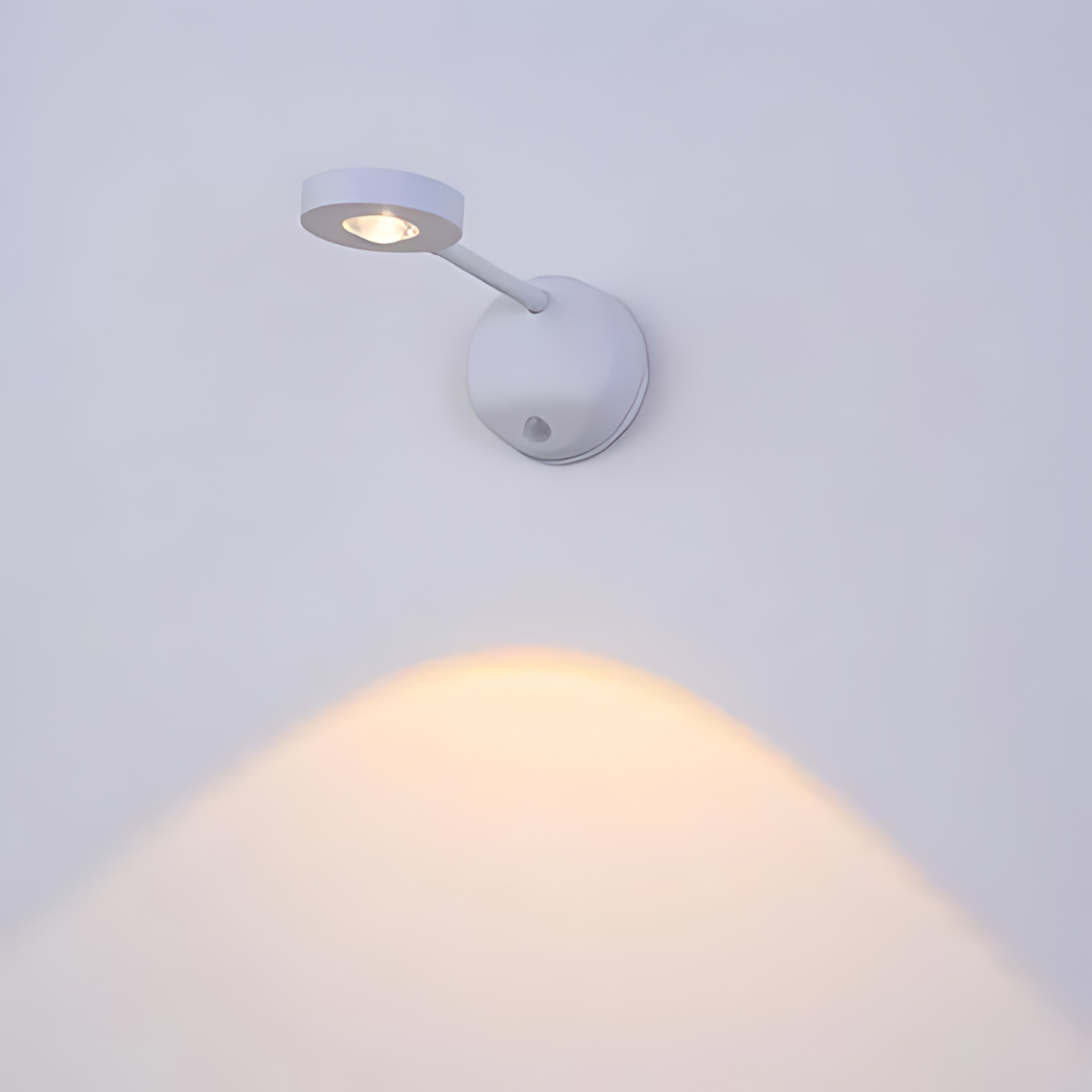 Practical Wall Lamp – Motion Sensor and USB Recharge