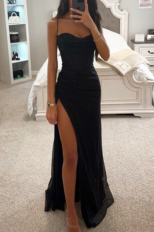 Nora | Schicke Abendkleid – Hohe Schlitze und schlanke Silhouette