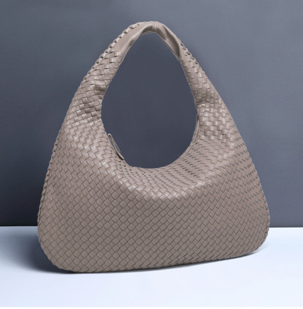 Josiane | Handtasche Geflochten – Handwerkliche Eleganz und zeitloser Charme