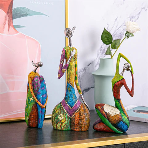 Sculptură Abstractă Femeie – Eleganță și Modernitate 