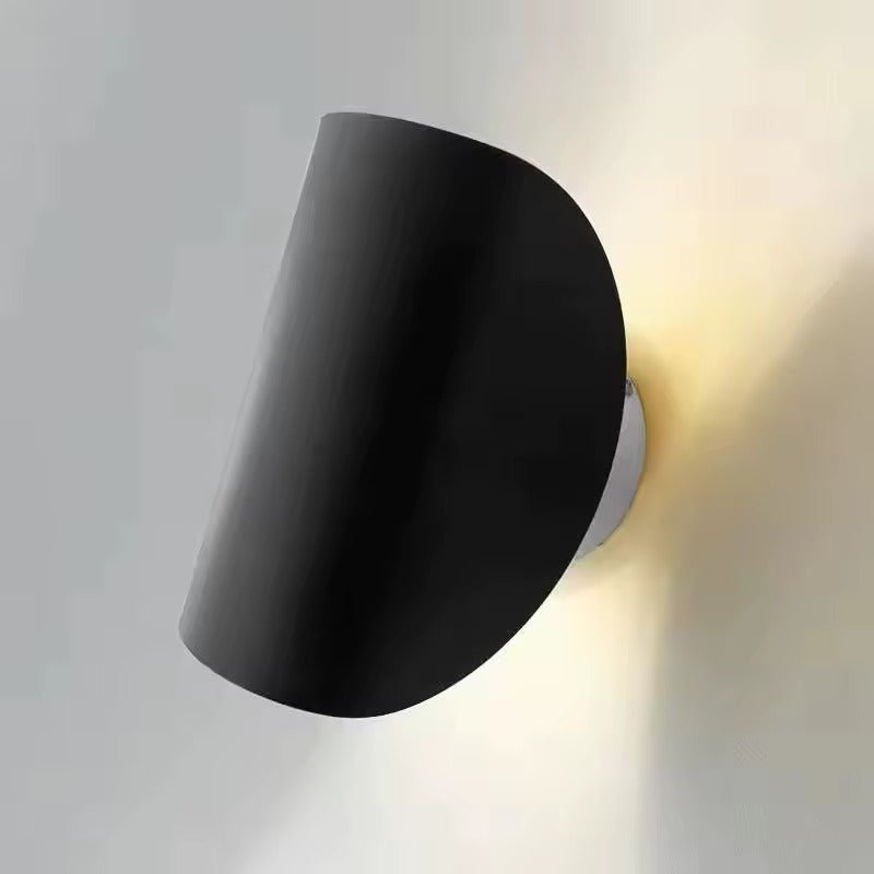 Nowoczesna Lampa Ścienna – Elegancja i Wyrafinowanie 
