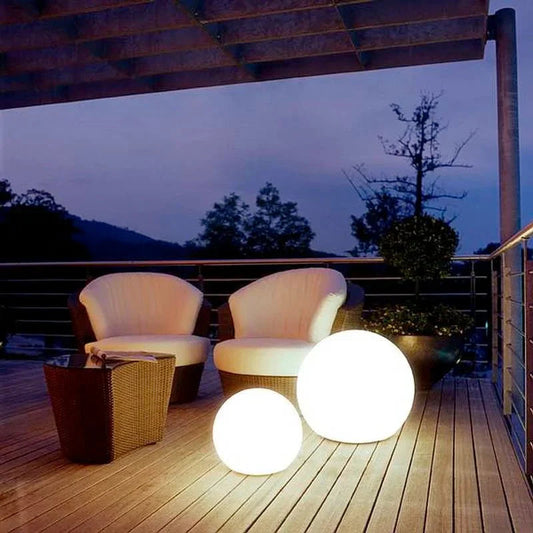 Trådlös Utomhus Spherical Lampa – Elegant och Nomad Belysning 