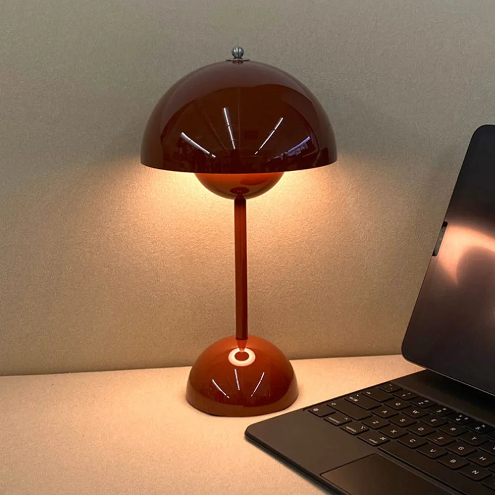 Lámpara de Mesa Portátil – Diseño Moderno y Iluminación Nómada 