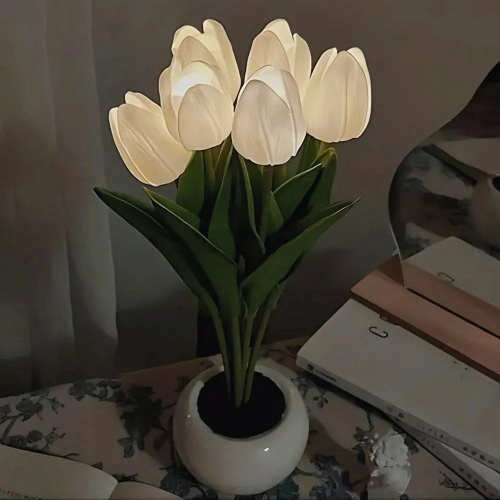 Lampada Decorativa Tulipano – Atmosfera Calda e Raffinata 