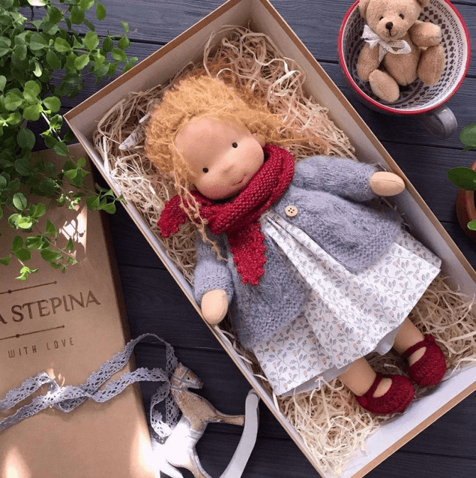 Bambola Artigianale – Regalo Poetico e Autentico 