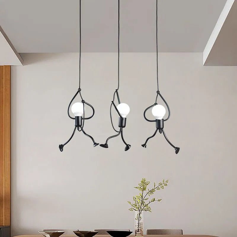 Lampa ścienna dekoracyjna – elegancja i autentyczność 