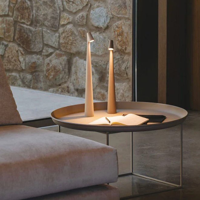 LED Bordlampe Uden Ledning – Minimalistisk Og Elegant Design 