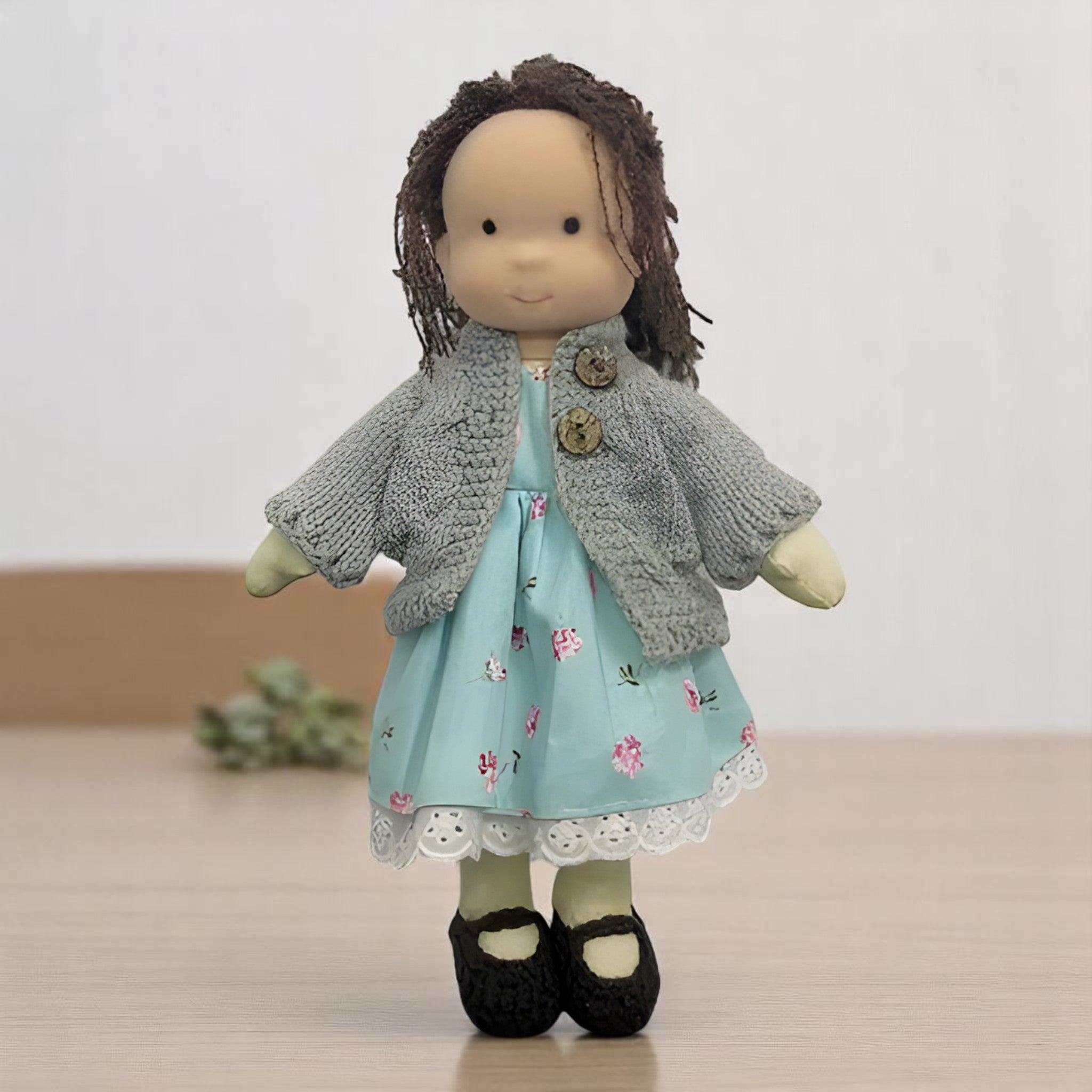 Boneca Artesanal — Criação Única e Autêntica 