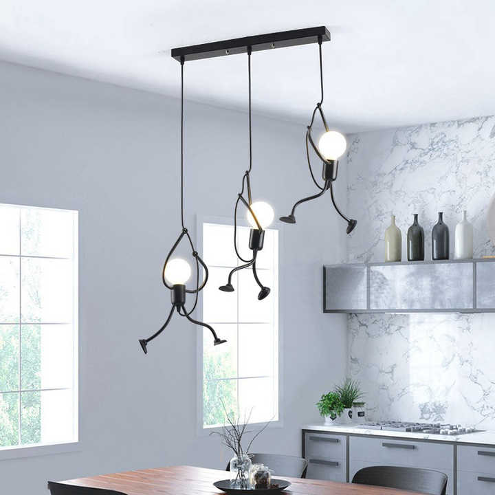 Lampa ścienna dekoracyjna – elegancja i autentyczność 