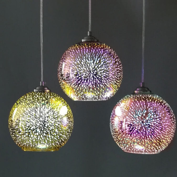 Moderne hengende lampe med fyrverkeri-effekt – visuell glans og trendy design 