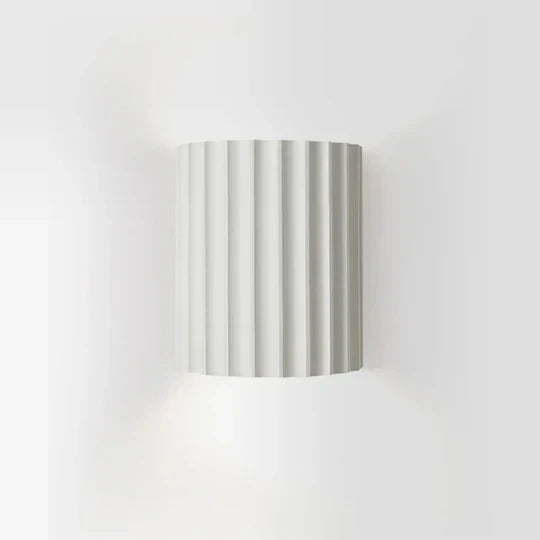 Moderne Wandlampe aus Harz – Eleganz und Originalität 