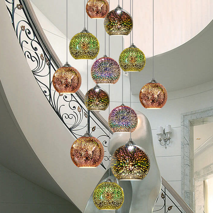 Moderne hengende lampe med fyrverkeri-effekt – visuell glans og trendy design 